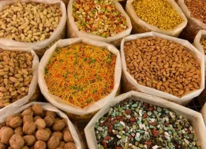 Indonesische pindas met noten kruidenmix