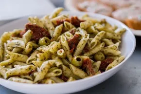 Pasta met Italiaanse tuinkruidenmix