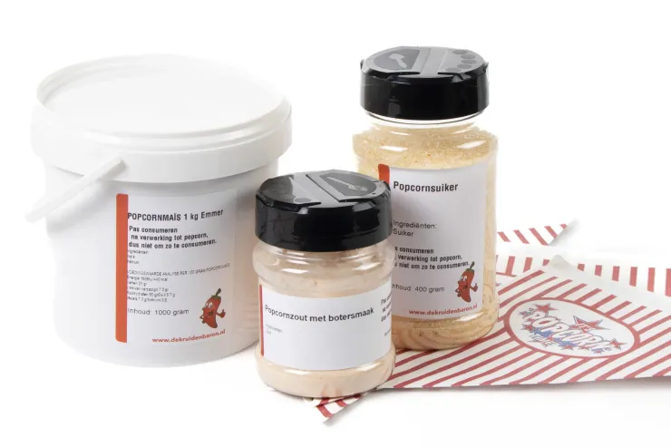 Popcornmais zoet en zout startpakket 1 KG - 1 KG maïs - 500 gram popcornzout met botersmaak - 400 gram speciale popcornsuiker en 10 puntzakjes.